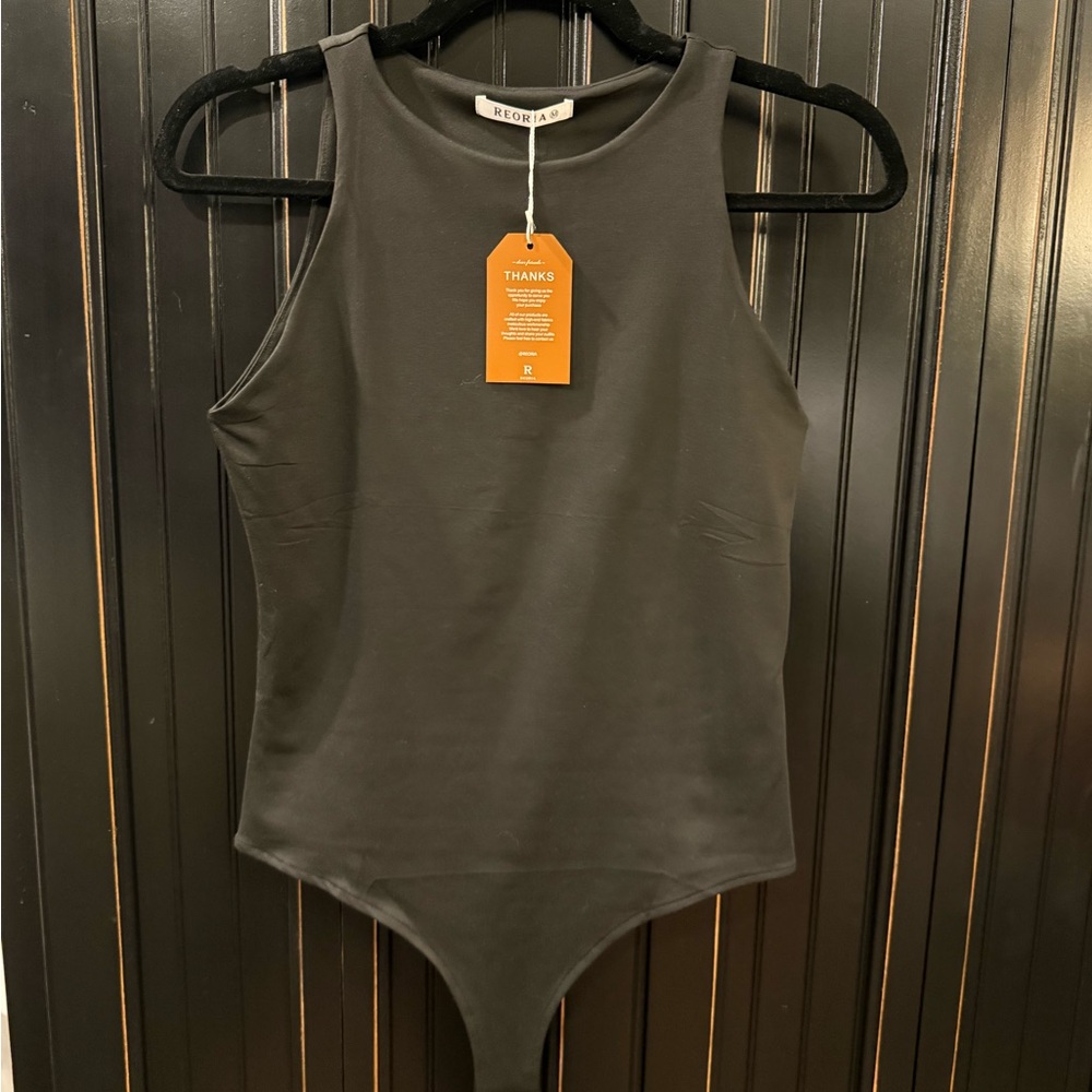 ReoRia Women's Bodysuit size medium in black